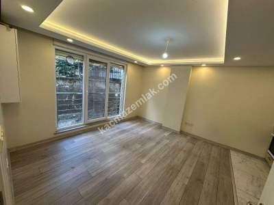 Yüksek Giriş 4 Yıllık Bahçe Kullanımlı 2+1 6