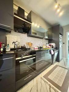 Çınar'da Geniş M2 Full Yapılı Lüx 2+1. 2