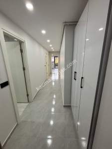 Kaçmaz'dan Yeni Binada Ara Katta 2+1 Balkonlu 12