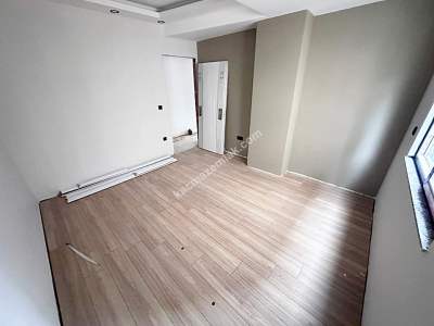 Çınar Da Sıfır 2.Kat 80 M2 Lüks 2+1 Daire 18