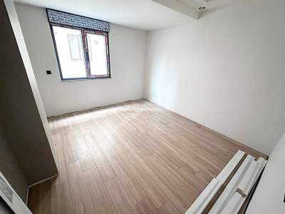 Çınar Da Sıfır 2.Kat 80 M2 Lüks 2+1 Daire 12
