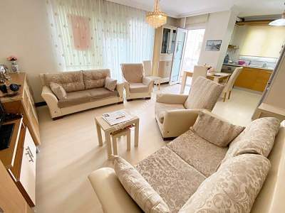 Çınar Da 2.Kat Ön Köşe 70 M2 Lüks 2+1 Daire 2