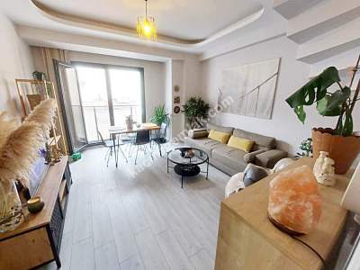 Sahilde Deniz Manzaralı Teraslı 1+1 Dubleks Daire 24