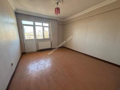 Maltepe Fındıklı'da Komple Yenilenmiş Satılık 3+1 Dair 11