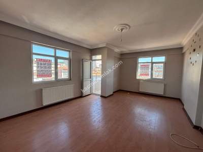 Maltepe Fındıklı'da Komple Yenilenmiş Satılık 3+1 Dair 1