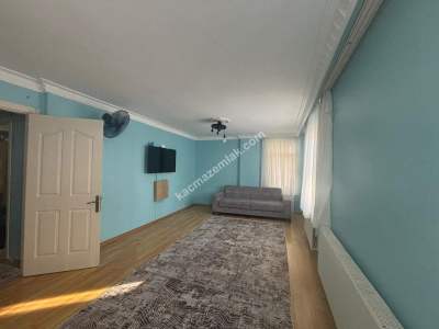 Maltepe Fındıklıda Ara Kat Asansörlü 3+1 Açık Otoparklı