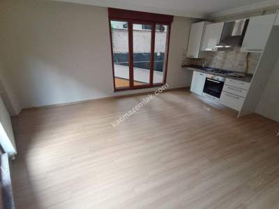 İdealtepede Süper Lokasyonda Yeni Binada Bahçeli 3+1 11