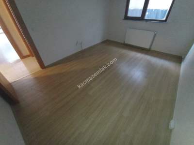 İdealtepede Süper Lokasyonda Yeni Binada Bahçeli 3+1 16