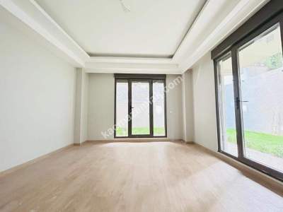 İdealtepe Sahilde Bahçe Kullanımlı 2+1 6