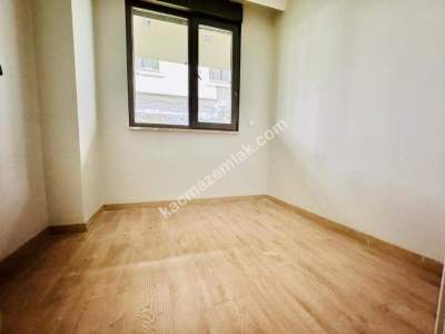 İdealtepe Sahilde Bahçe Kullanımlı 2+1 16