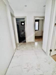 İdealtepe Sahilde Bahçe Kullanımlı 2+1 15