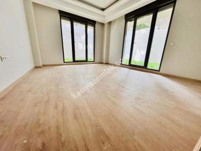 İdealtepe Sahilde Bahçe Kullanımlı 2+1 10