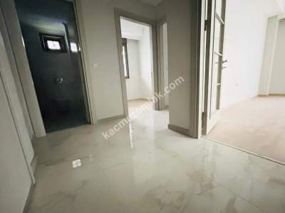 İdealtepe Sahilde Bahçe Kullanımlı 2+1 36