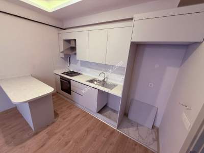 İdealtepe Sahilde Satılık 1. Katta Balkonlu 1+1 Daire 9