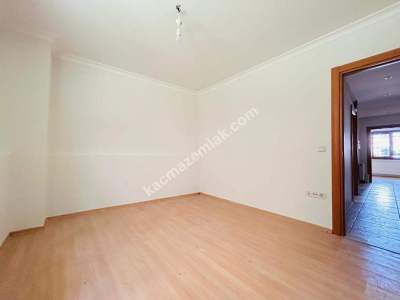 50.Yıl Koru Parka Yakın Ön Cephe Yüksek Giriş 2+1 16