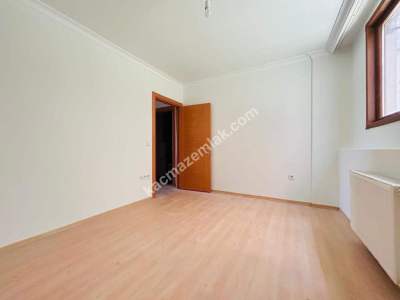 50.Yıl Koru Parka Yakın Ön Cephe Yüksek Giriş 2+1 15