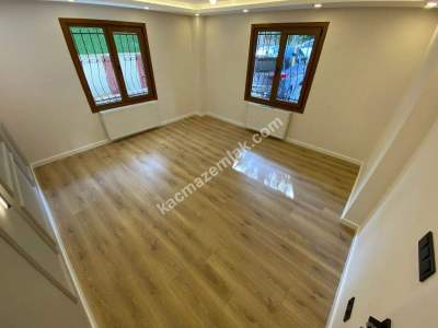 İdealtepe Sahilde Ayrı Mutfaklı & Balkonlu 75M² 1+1! 2