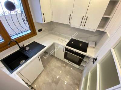 İdealtepe Sahilde Ayrı Mutfaklı & Balkonlu 75M² 1+1! 7