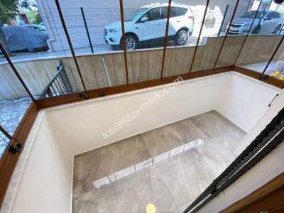 İdealtepe Sahilde Ayrı Mutfaklı & Balkonlu 75M² 1+1! 31