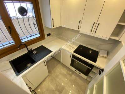 İdealtepe Sahilde Ayrı Mutfaklı & Balkonlu 75M² 1+1! 11