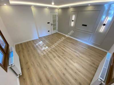 İdealtepe Sahilde Ayrı Mutfaklı & Balkonlu 75M² 1+1! 5