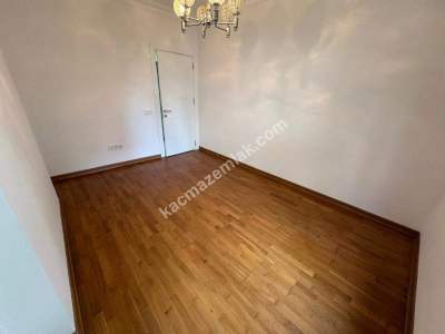 İdealtepe Marmaray'da Ön Cph 3+1 31