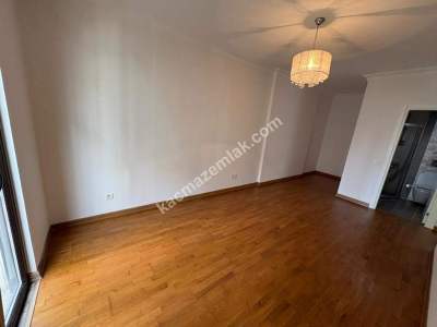 İdealtepe Marmaray'da Ön Cph 3+1 21