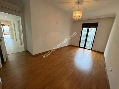 İdealtepe Marmaray'da Ön Cph 3+1 23