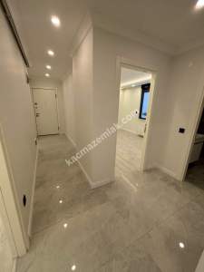 İdealtepe Sahilde Sıfır Teras Kullanımlı 3+1 15