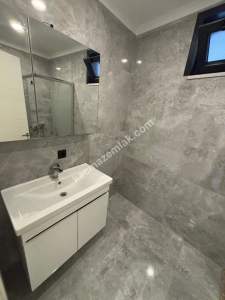 İdealtepe Sahilde Sıfır Teras Kullanımlı 3+1 29