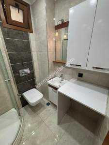 İdealtepe Küçüktur'da Geniş Kullanımlı 4 Yıllık 2+1 10