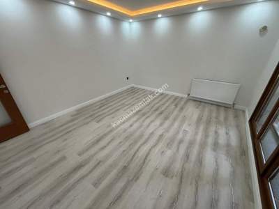 İdealtepe Küçüktur'da Geniş Kullanımlı 4 Yıllık 2+1 6