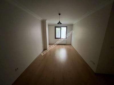 İdealtepe De Ayrı Mutfaklı Balkonlu 1.Kat 3+1 Daire 17