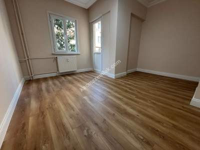 İdeltepe'de Geniş Arsalı Site İçinde Lüks Yapılı 3+1 27