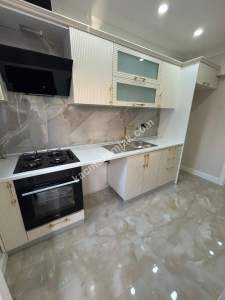 İdeltepe'de Geniş Arsalı Site İçinde Lüks Yapılı 3+1 7