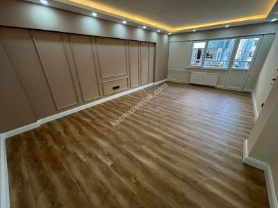 İdeltepe'de Geniş Arsalı Site İçinde Lüks Yapılı 3+1 21