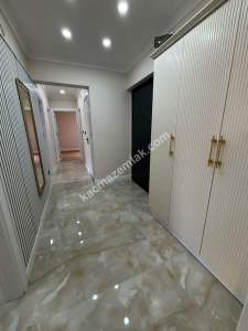 İdeltepe'de Geniş Arsalı Site İçinde Lüks Yapılı 3+1 17