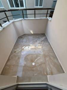 İdeltepe'de Geniş Arsalı Site İçinde Lüks Yapılı 3+1 20