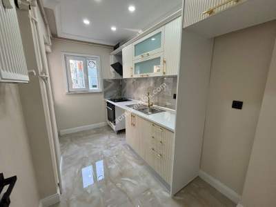 İdeltepe'de Geniş Arsalı Site İçinde Lüks Yapılı 3+1 1