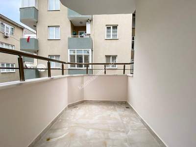 Eraykent Sitesinde 2.Kat Çift Wc Çift Balkon 100 M2 3+1 25