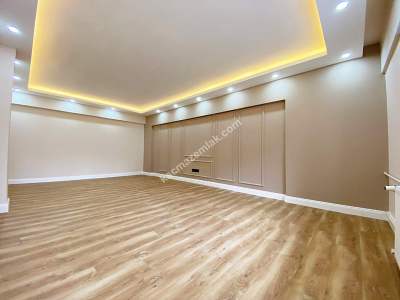 Eraykent Sitesinde 2.Kat Çift Wc Çift Balkon 100 M2 3+1 11