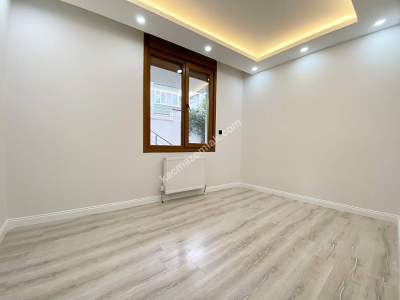 Sahilde Özel Bahçe Kullanımlı 75 M2 2+1 Bahçe Katı 26