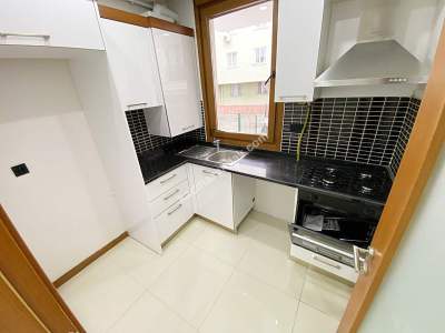 Sahilde Özel Bahçe Kullanımlı 75 M2 2+1 Bahçe Katı 4