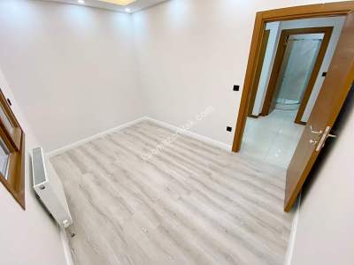 Sahilde Özel Bahçe Kullanımlı 75 M2 2+1 Bahçe Katı 7