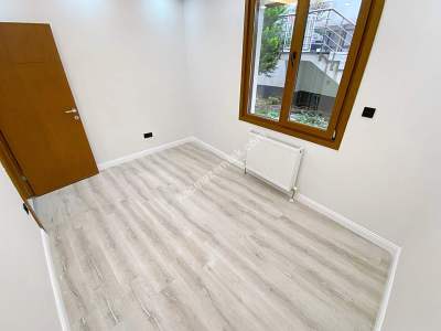 Sahilde Özel Bahçe Kullanımlı 75 M2 2+1 Bahçe Katı 29