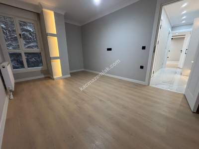 İdealtepede Süper Lokasyonda Yeni Binada Bahçeli 2+1 11