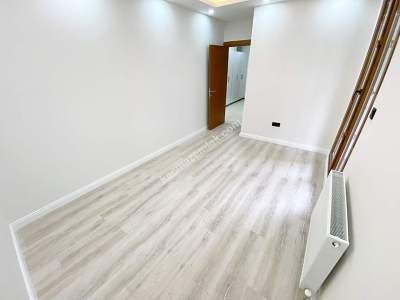 Sahilde Özel Bahçe Kullanımlı 75 M2 2+1 Bahçe Katı 5