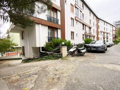 Sahilde Özel Bahçe Kullanımlı 75 M2 2+1 Bahçe Katı 13