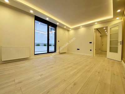 Sahilde Büyüktur Yolunda Özel Bahçeli Lüks 3+1 Daire 22