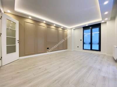 Sahilde Büyüktur Yolunda Özel Bahçeli Lüks 3+1 Daire 5